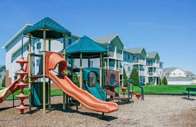 Osgood Townsite Apartments