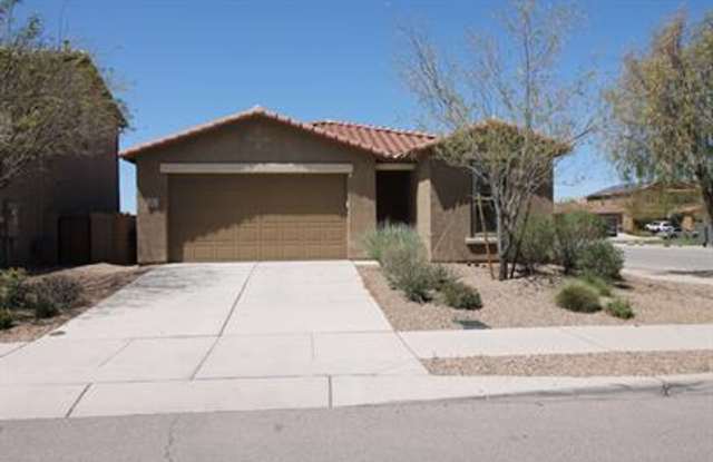 Desirable La Estancia Neighboorhood