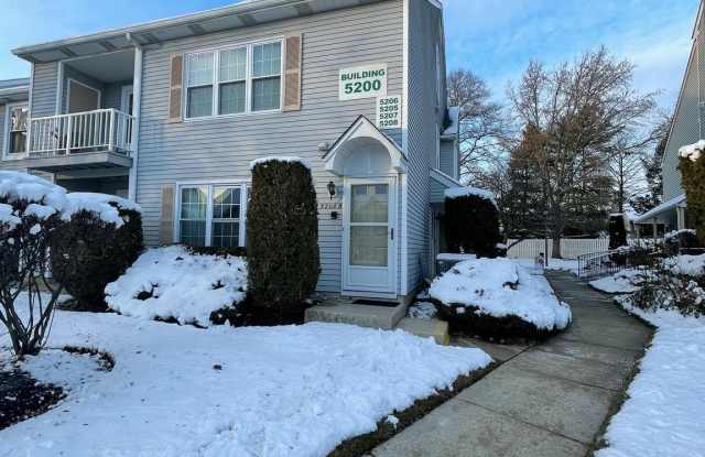 Photo of 5207-A ADELAIDE Drive