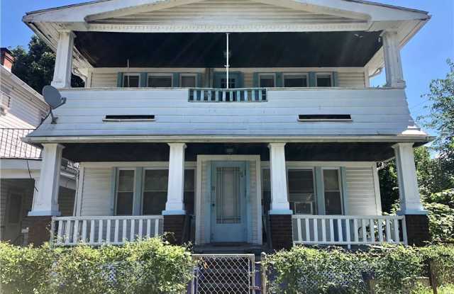 1881 W 48th Street