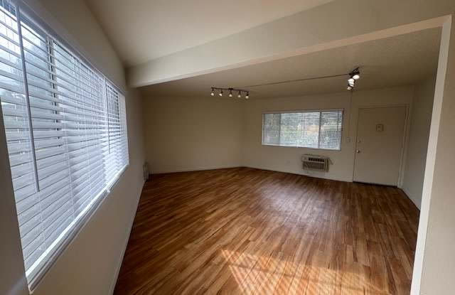 3906 La Crescenta Avenue - 8