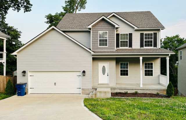1147 Belvoir Ln