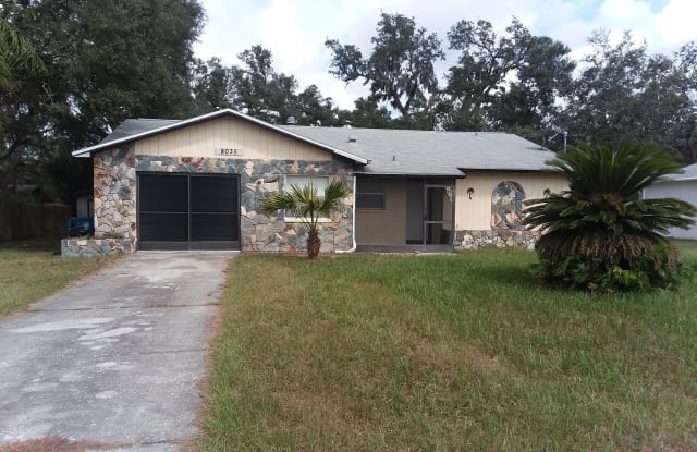 8035 Harding Ave - 8035 Harding Avenue, Spring Hill, FL 34606