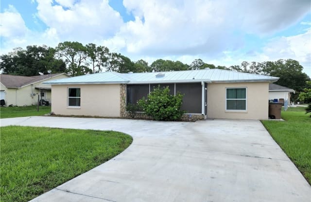 100 Roosevelt Avenue - 100 Roosevelt Ave, Lehigh Acres, FL 33936