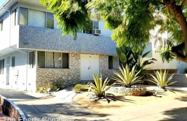 1227 N. Hayworth Ave