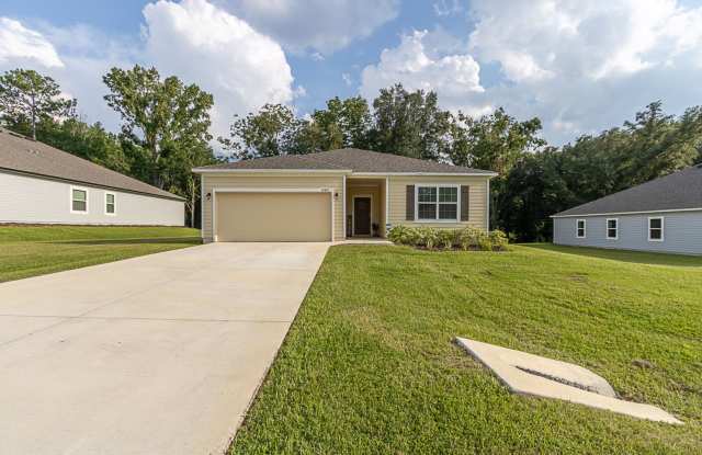Photo of Spacious 4-Bedroom Home in Tara Village – Available June!