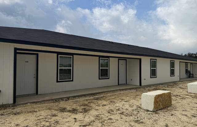 1008 County Road 4516