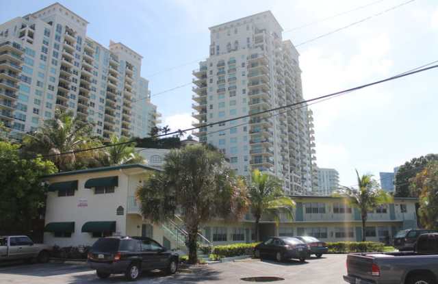 Photo of 400 Southwest 7th Avenue, Unit #8