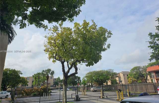 Photo of 10641 SW 108th Ave