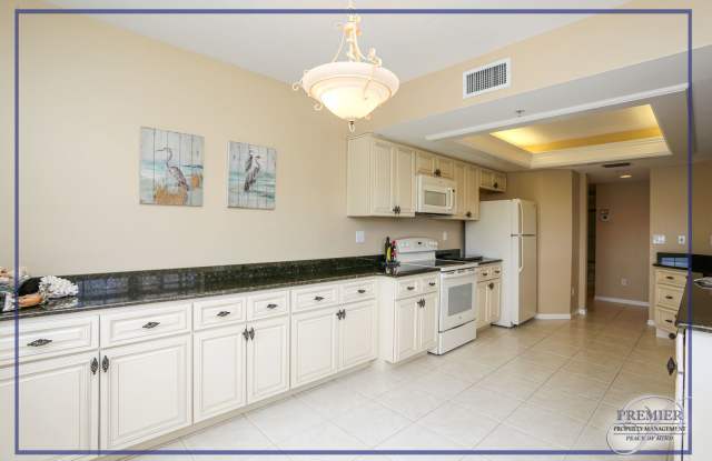 **VANDERBILT TOWERS**3BEDS/2BATHS**BAY VIEWS**WALK TO THE BEACH** photos photos