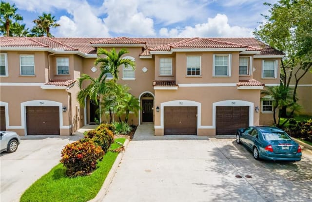 752 NW 132nd Ave - 752 Northwest 132nd Avenue, Plantation, FL 33325