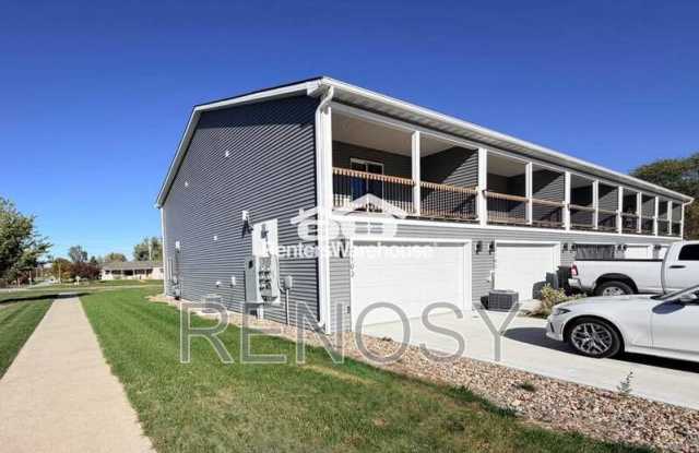 2103 Willis Ave