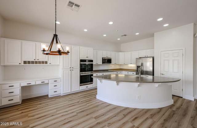 41735 N MAIDSTONE Court