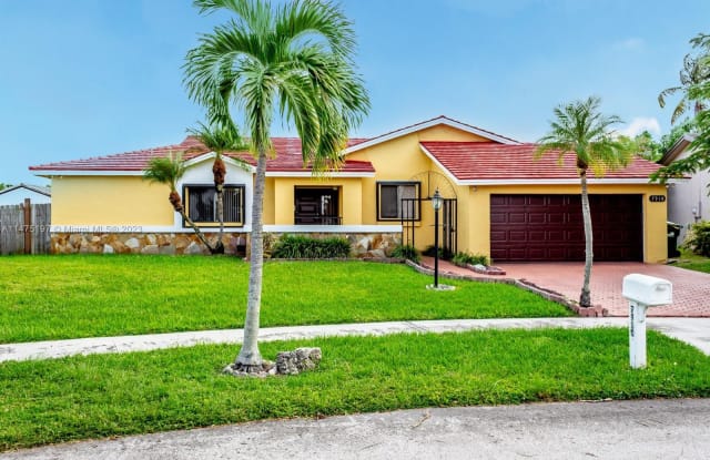 7910 SW 204th St - 7910 Southwest 204th Street, Cutler Bay, FL 33189