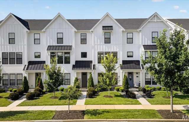 8933 Eager Road