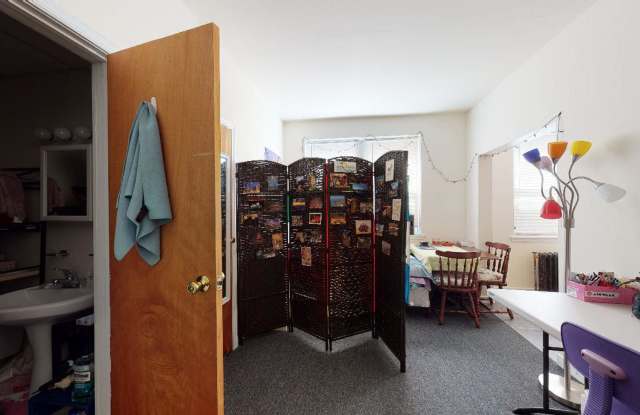 Photo of 4601-03 Chester Avenue