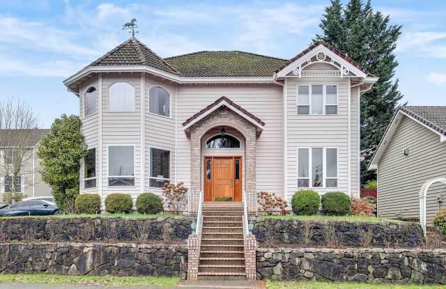 Beautiful Beaverton Home with Office  3 Full Baths!