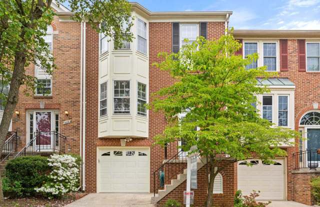 2104 Eluna Court Tysons Corner VA apartments for rent 2104 Eluna Court Tysons Corner VA apartments for rent