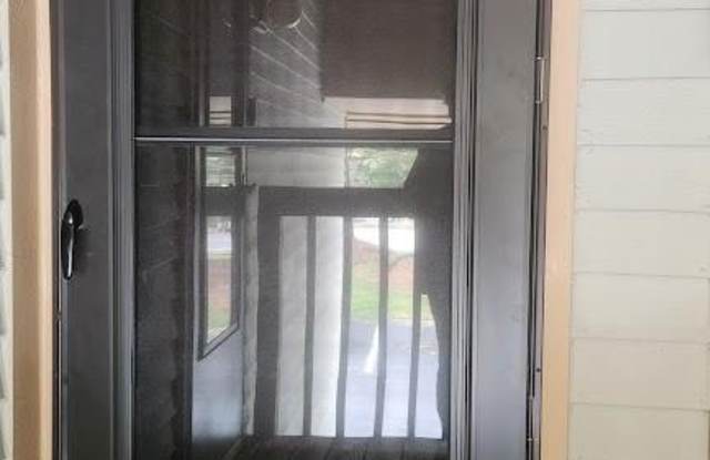 108 WOODHOLLOW Drive