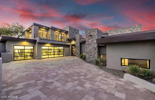 9127 N FIRERIDGE Trail