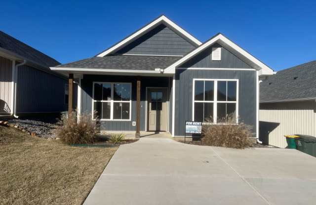 Photo of 3 Bed 3 Bath Home