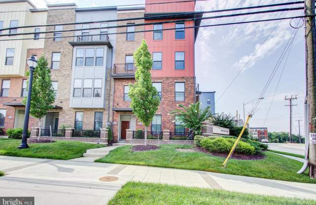 3302 Tribune Court - BUnit B