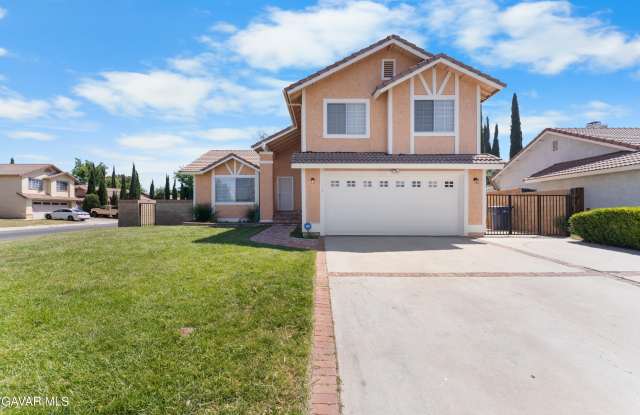 1232 W Kings Road