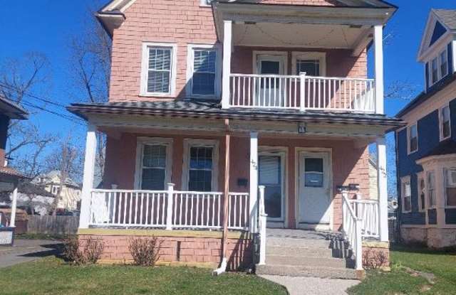 424 Prospect Ave 1st fl