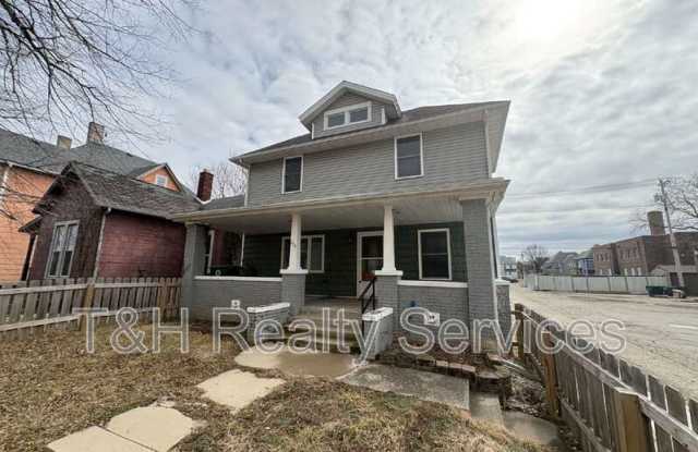 409 West Washington Street