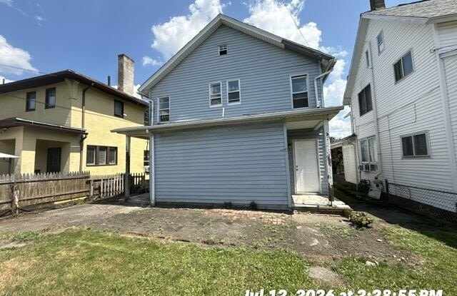1429 N Main Avenue