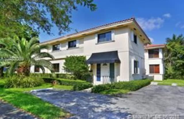 3900 Segovia St - 3900 Segovia Street, Coral Gables, FL 33134