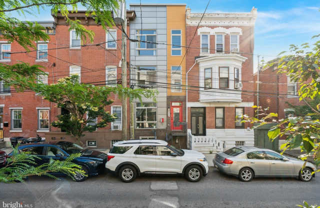 Photo of 2018 E YORK STREET