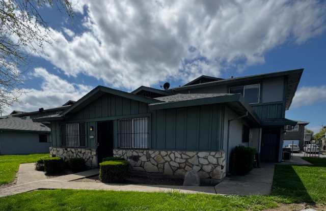 Photo of 4415 Calandria St Apt 1