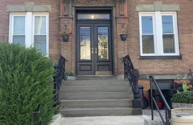 272 HANCOCK AVE - 272 Hancock Avenue, Jersey City, NJ 07307