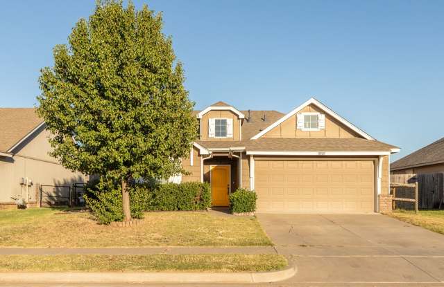 3 Bed | 2 Bath in Owasso!