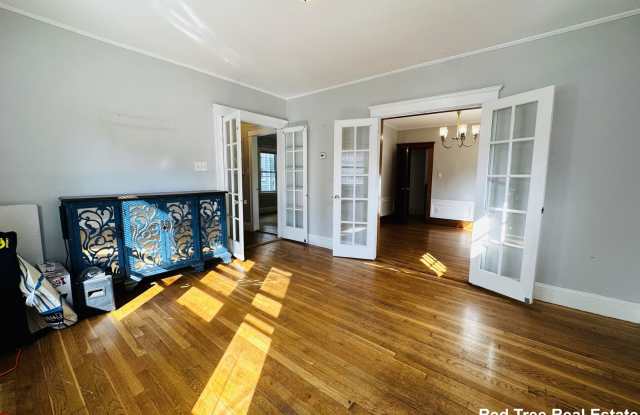 Photo of 12 Saint Peter Street