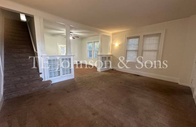3 Bedroom Townhouse Close to Baptist Hospital  Downtown Winston!