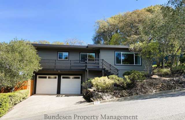 77 Sunny Hill Drive, Petaluma - OPEN HOUSE, Friday, July 31, 11:00 - 11:45 AM
