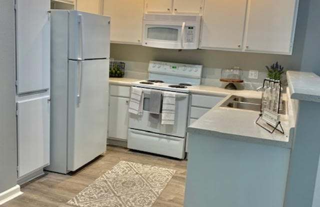 Silverhawk Apartments