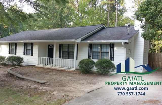 Ranch with backyard and patio in Lawrenceville