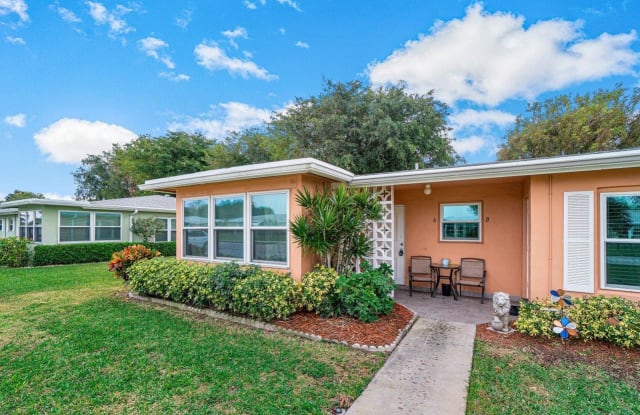 270 High Point Boulevard - 270 High Point Boulevard, Boynton Beach, FL 33435