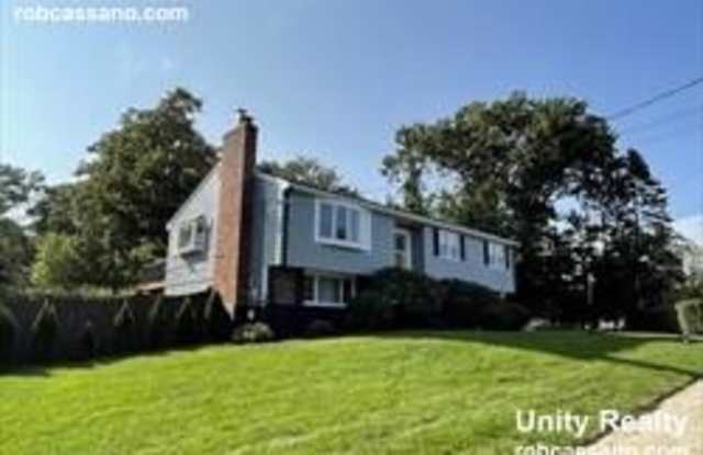 6 Larson Cir. - 6 Larson Circle, Burlington, MA 01803