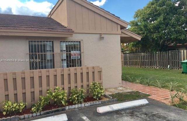 1300 SW 135th Ct - 1300 Southwest 135th Court, Tamiami, FL 33184