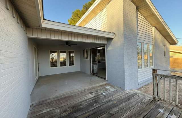 Photo of 2807 Macauslan Street