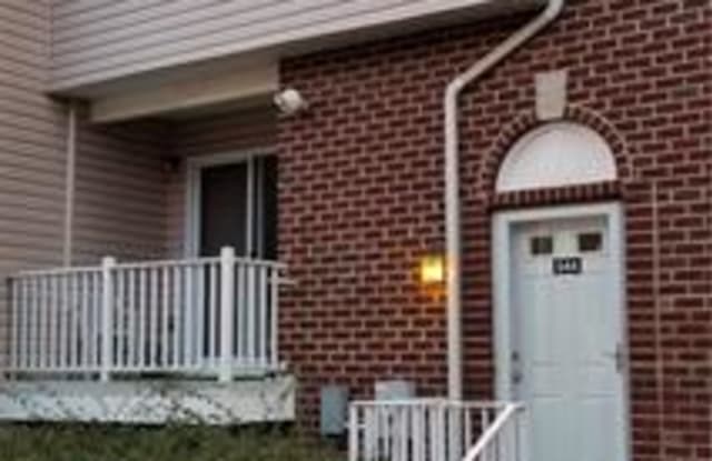 544 Great Beds Court - 544 Great Beds Court, Perth Amboy, NJ 08861