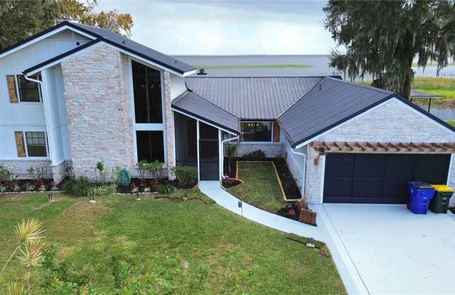 Photo of 3006 COUNTRY LAKE DRIVE