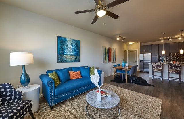 HiLine at Littleton Commons