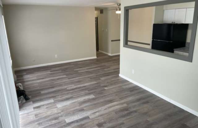 Photo of 615 E. Thompson Road Apt. 1
