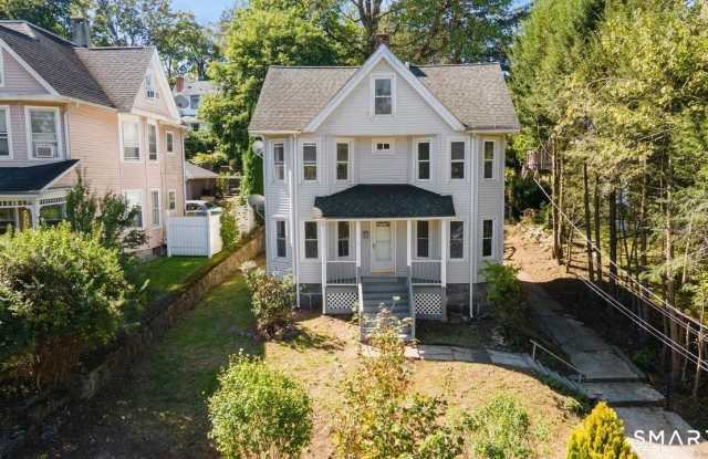 23 Salem Street