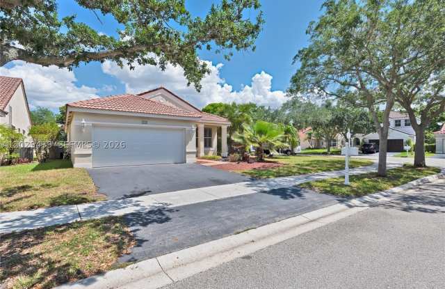 889 Sand Creek Cir